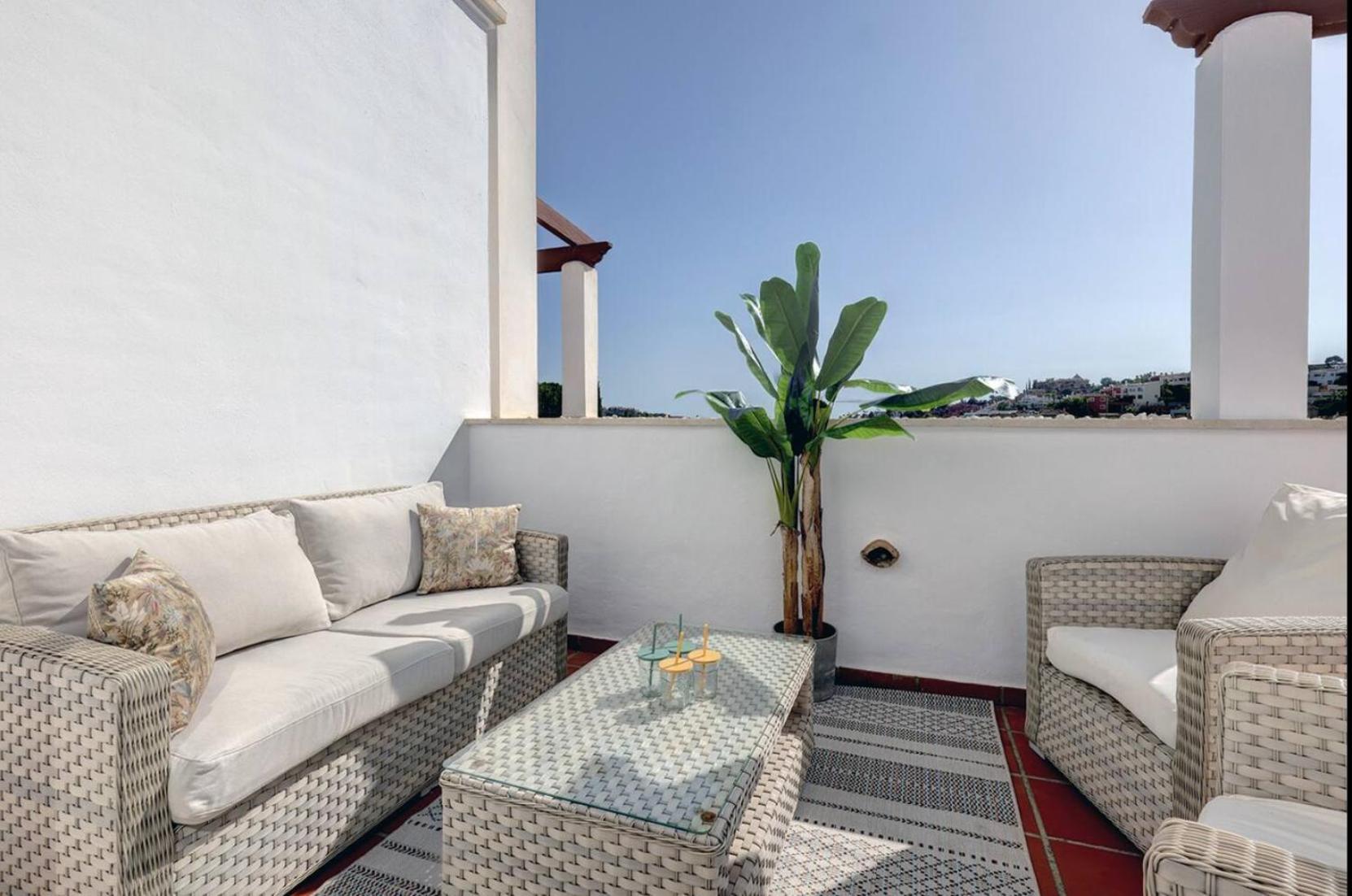 Apartment Aloha Terraced House *